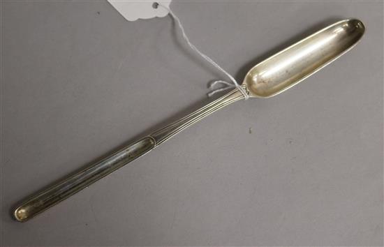 A George III silver fiddle pattern marrow scoop, Smith & Fearn, London, 1788, 22cm.